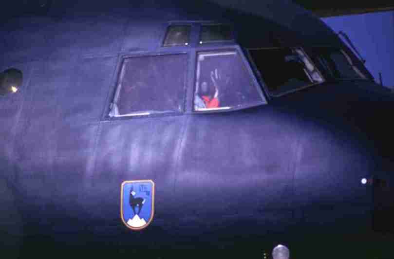 rfmv4406.jpg